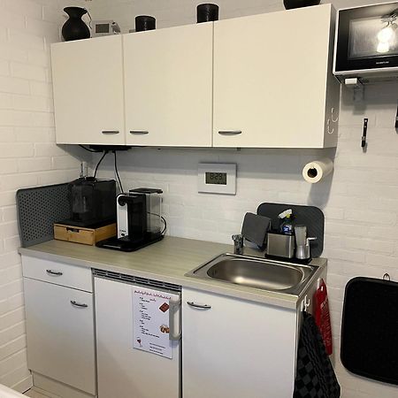 Emmen Bed And Breakfast Екстериор снимка