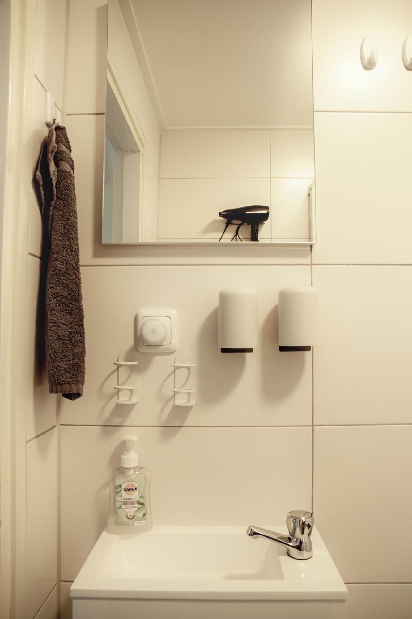Emmen Bed And Breakfast Екстериор снимка
