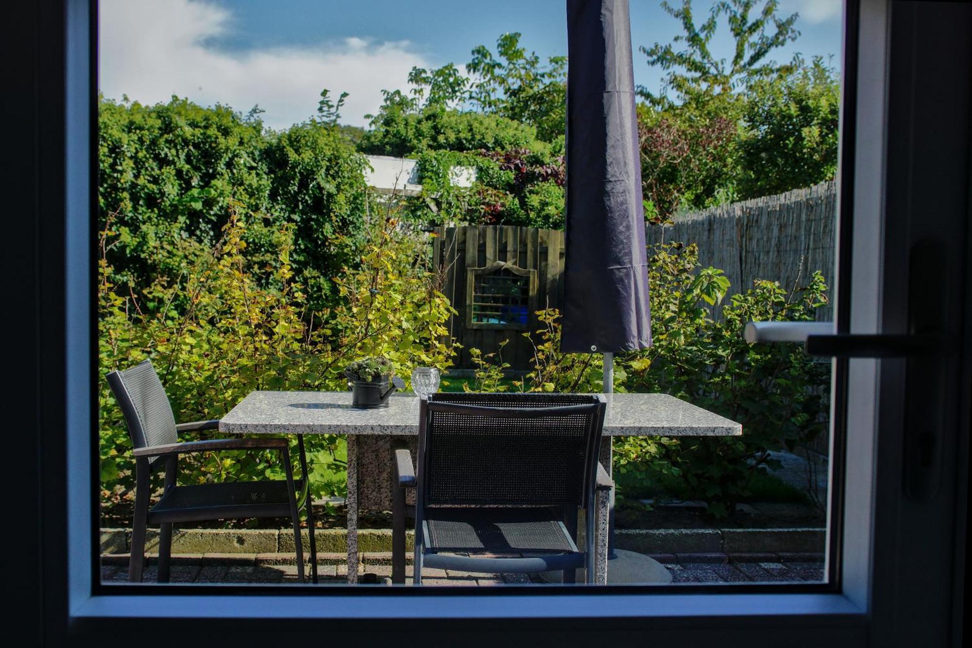 Emmen Bed And Breakfast Екстериор снимка