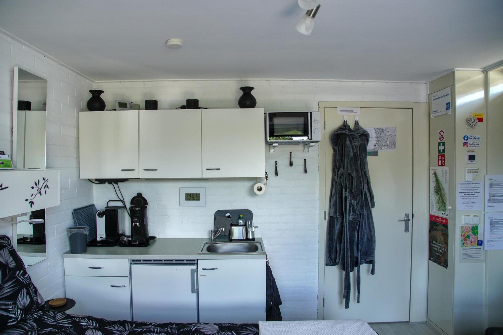 Emmen Bed And Breakfast Екстериор снимка